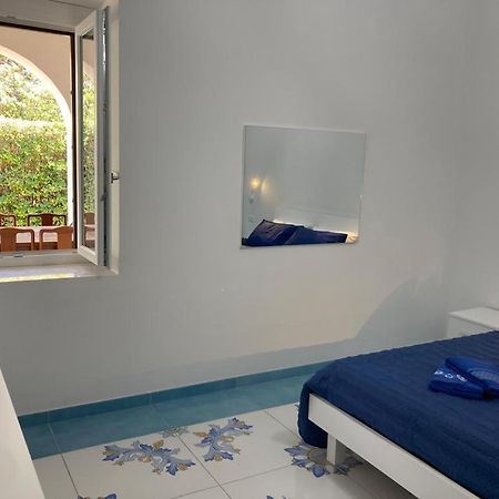 Апартаменты Stella Maris B Санта-Мария-ди-Кастеллабате Экстерьер фото