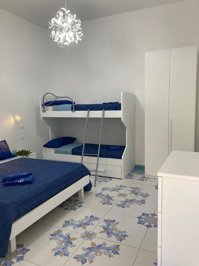 Апартаменты Stella Maris B Санта-Мария-ди-Кастеллабате Экстерьер фото