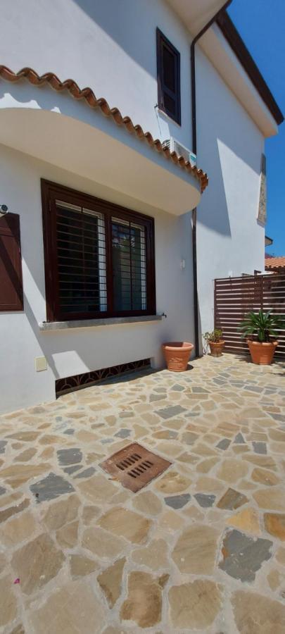 Апартаменты Stella Maris B Санта-Мария-ди-Кастеллабате Экстерьер фото