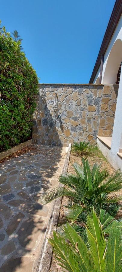 Апартаменты Stella Maris B Санта-Мария-ди-Кастеллабате Экстерьер фото